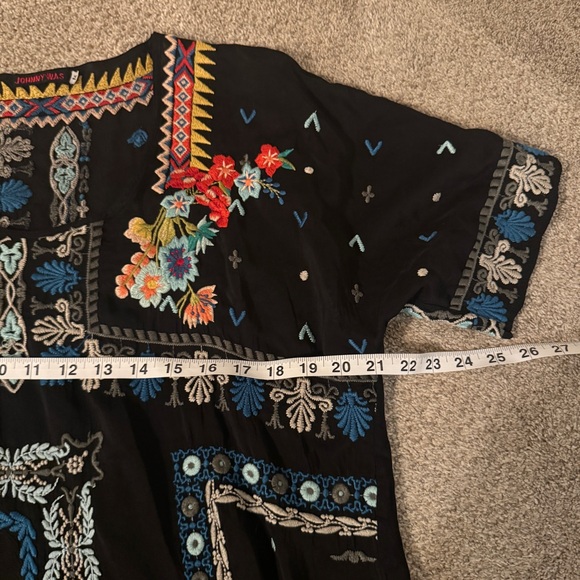 Johnny Was embroidered tunic - Picture 8 of 9